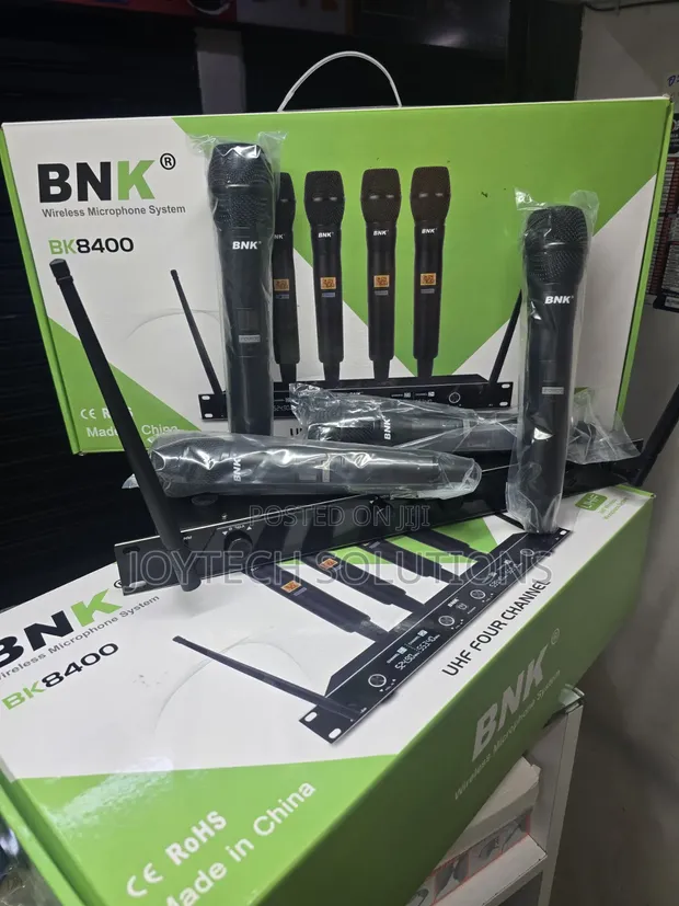 BNK BK8400 UHF Wireless Microphone 4 Channel Set - 1