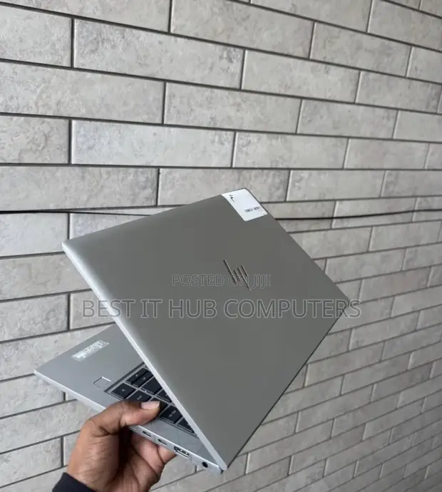 Laptop HP EliteBook 845 G8 8GB AMD Ryzen 7 SSD 256GB - 1