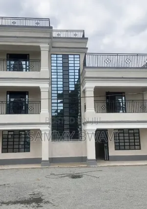 6bdrm Maisonette in Real Estate, Karai for sale