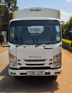 Isuzu NMR 2021 Nyeupe