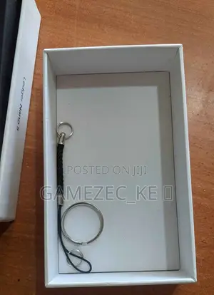 Ledger Nano S (Skrini Ina Kichomi Kikubwa)