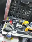 Dewalt Brushless Drill 88V - 3