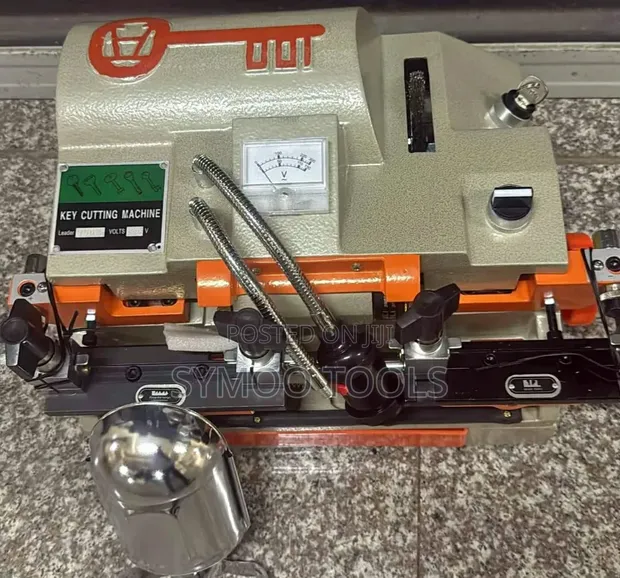 Key Cutting Machine - 1