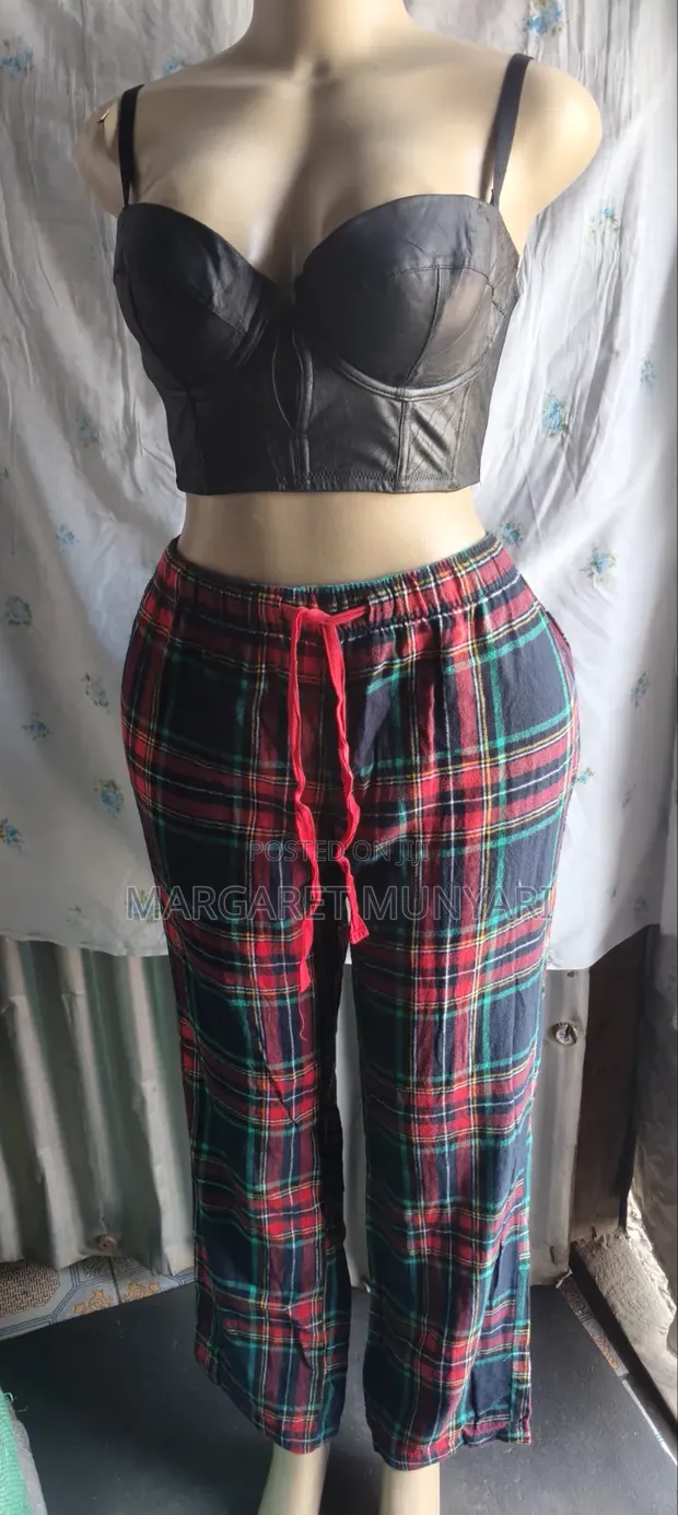Ladies Pajama Pants & Crop Tops Set - 1