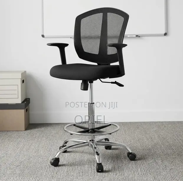 Kiti cha Kisasa cha Ergonomic cha Counter - Nyeusi - 1