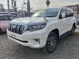 Toyota Land Cruiser Prado 2020 Nyeupe