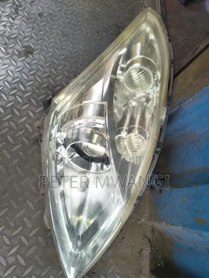 Suzuki Swift Xenon Headlights (Zilizotumika)
