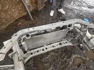 Nissan Tiida Wingroad Front Nose Cut na Radiator