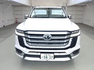 Toyota Land Cruiser LC300 2022