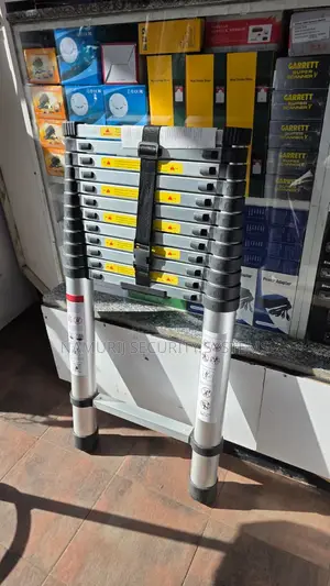 Telescopic Ladder ya Aluminium