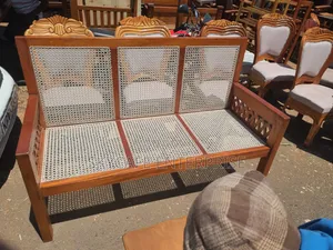 Benchi la Rattan la Watu 3 la Nje