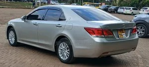 Toyota Crown Royal 2016 Silver