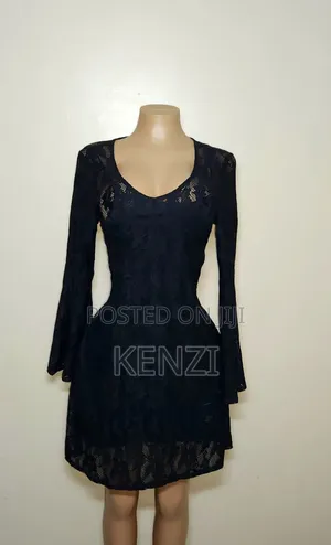 Kanzu ya Lace Nyeusi - Zara