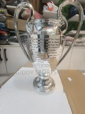 Champions League Cup Replica (18-inch)