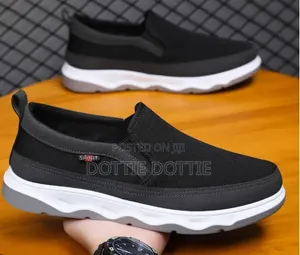 Men's Sport Flats Shoes - Sizes 42-44