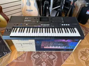 Brand New Yamaha PSR-E583 Arranger Keyboard