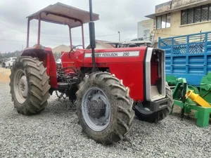 Tractor Massey Ferguson MF 290 4WD