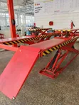 4.0 Tani Nzito Scissor Lift - 3