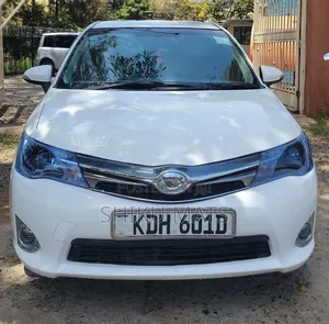 Toyota Axio 2015 Rangi ya L Pearl