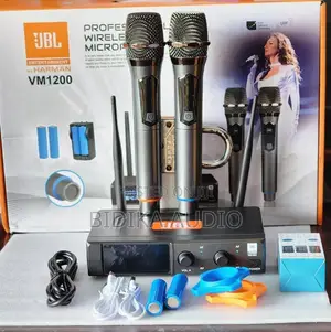 Mfumo Mpya wa Vipaza Sauti Visivyotumia Waya vya JBL VM1200