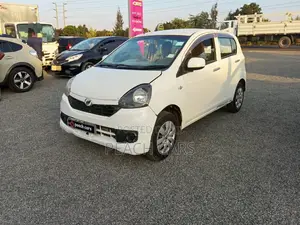 Daihatsu Mira 2014 White
