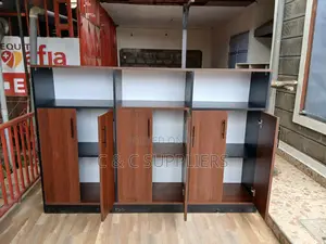 Kabati la Faili la Credenza Milango 6 - Mbao Kahawia