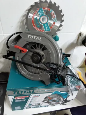 Total Circular Saw 1200W 185mm Blade