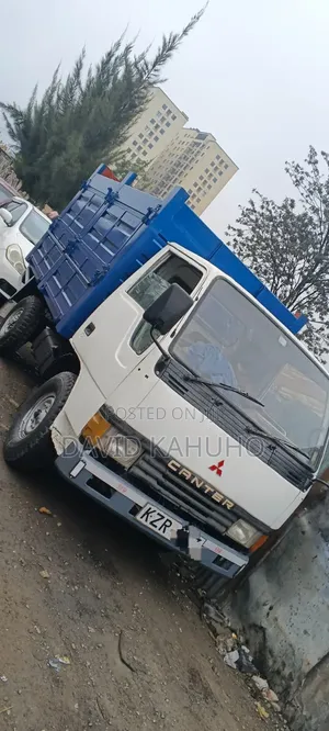 Mitsubishi Canter 4D31 Single Cab 1989 Nyeupe