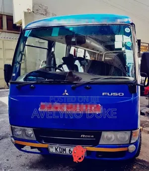 Mitsubishi Fuso Rosa 2016 Basi la Viti 29