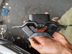 Nissan Note/March Gear Mounting - Brand New
