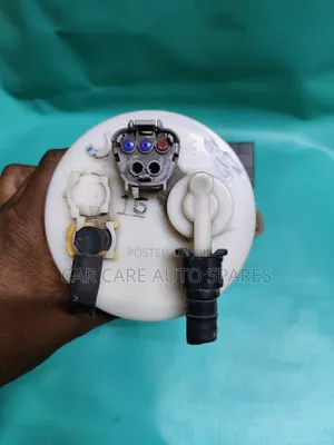 Fuel Pump ya Toyota Vitz, Fielder, Wish (Iliyotumika)