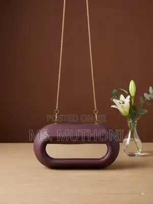 Mfuko wa Clutch wa Oval Cutout wa Kifahari