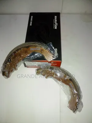 Brake Lining Rear kwa Toyota Vitz 2013