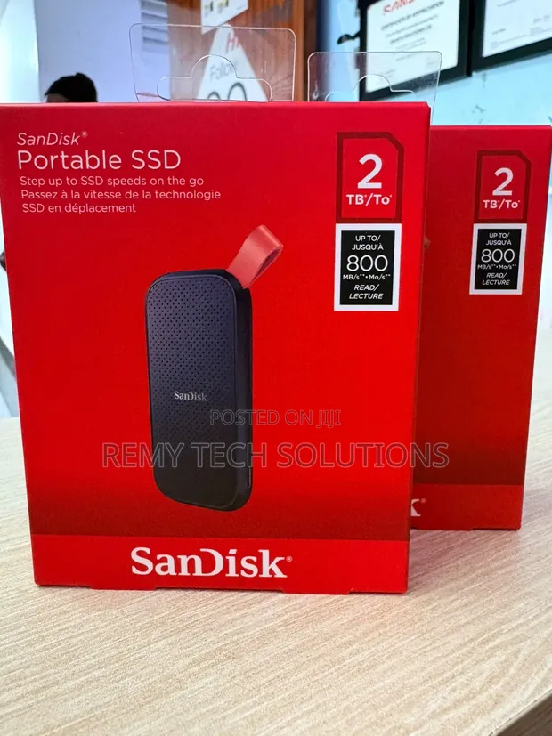 SanDisk E30 2TB Portable External SSD - 1