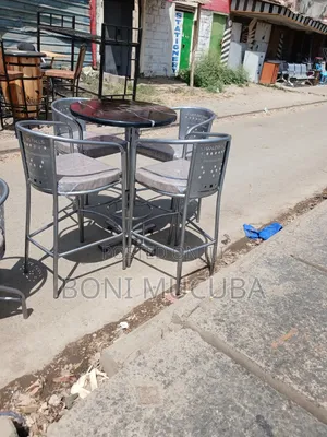 Viti Vikuu na Meza