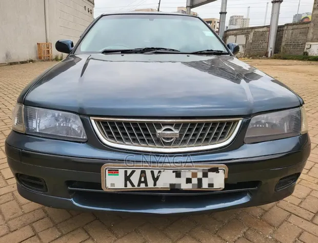 Nissan FB15 Sunny 2001 Bluu - 1