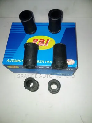Toyota Hilux Upper Bush Spring Shackle - Mpya Kabisa