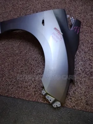 Mazda Premacy Fender (2011)