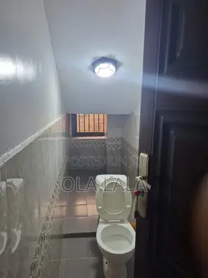 Nyumba ya Vyumba 5 inauzwa Kikuyu