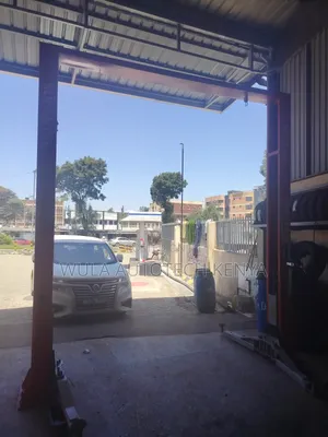 4-Ton 2-Post Hydraulic Car Lift for Brake & Suspension Service