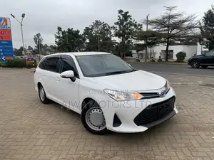 Toyota Corolla Fielder 1.5 Hybrid FWD 2021 - White