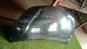 Bonnet ya Toyota Vitz (Iliyotumika)