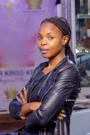 CV Mtaalamu wa Mhudumu wa Mapokezi