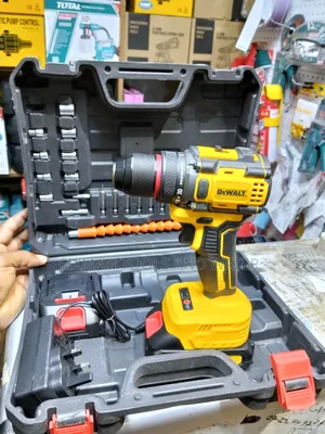 Dewalt 198V Cordless Brushless Drill (Mpya)