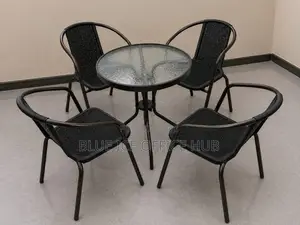 Set ya Meza na Viti 4 za Bustani za Nje