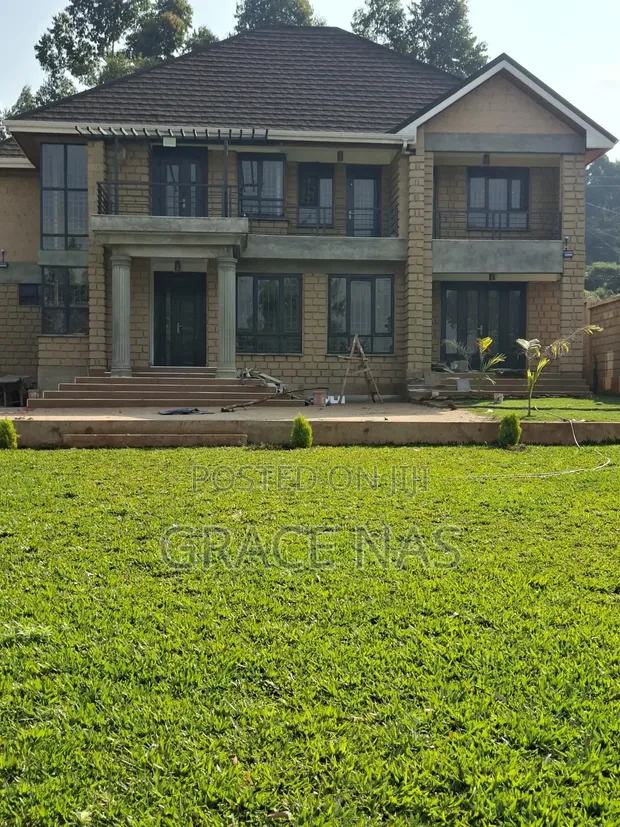 5bdrm Maisonette in Kerarapon Rise for sale - 1