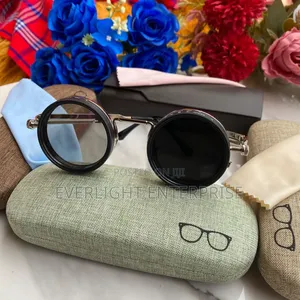 new Stock
Adjustable 9 Gear Sun Dimming Glasses