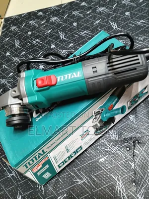 Total Grinder 900w