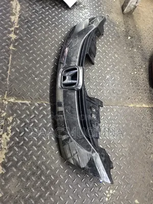 Grille ya Mbele ya Honda Odyssey (Iliyotumika)