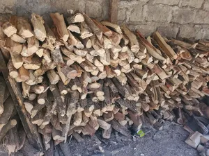 Mkaa wa Miti ya Migunga - Kata Maalum & Uwasilishaji wa Jumla